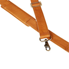 Load image into Gallery viewer, Leather Wanderlust Turnlock Carpet Bag