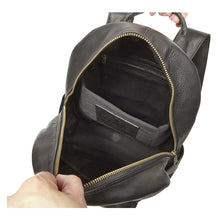 Load image into Gallery viewer, Leather Campus Backpack