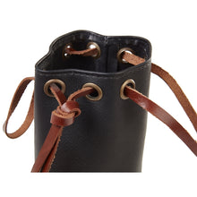Load image into Gallery viewer, Leather One Bottle Wine Pouch