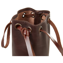 Load image into Gallery viewer, Leather One Bottle Wine Pouch