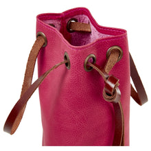 Load image into Gallery viewer, Leather One Bottle Wine Pouch