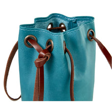 Load image into Gallery viewer, Leather One Bottle Wine Pouch